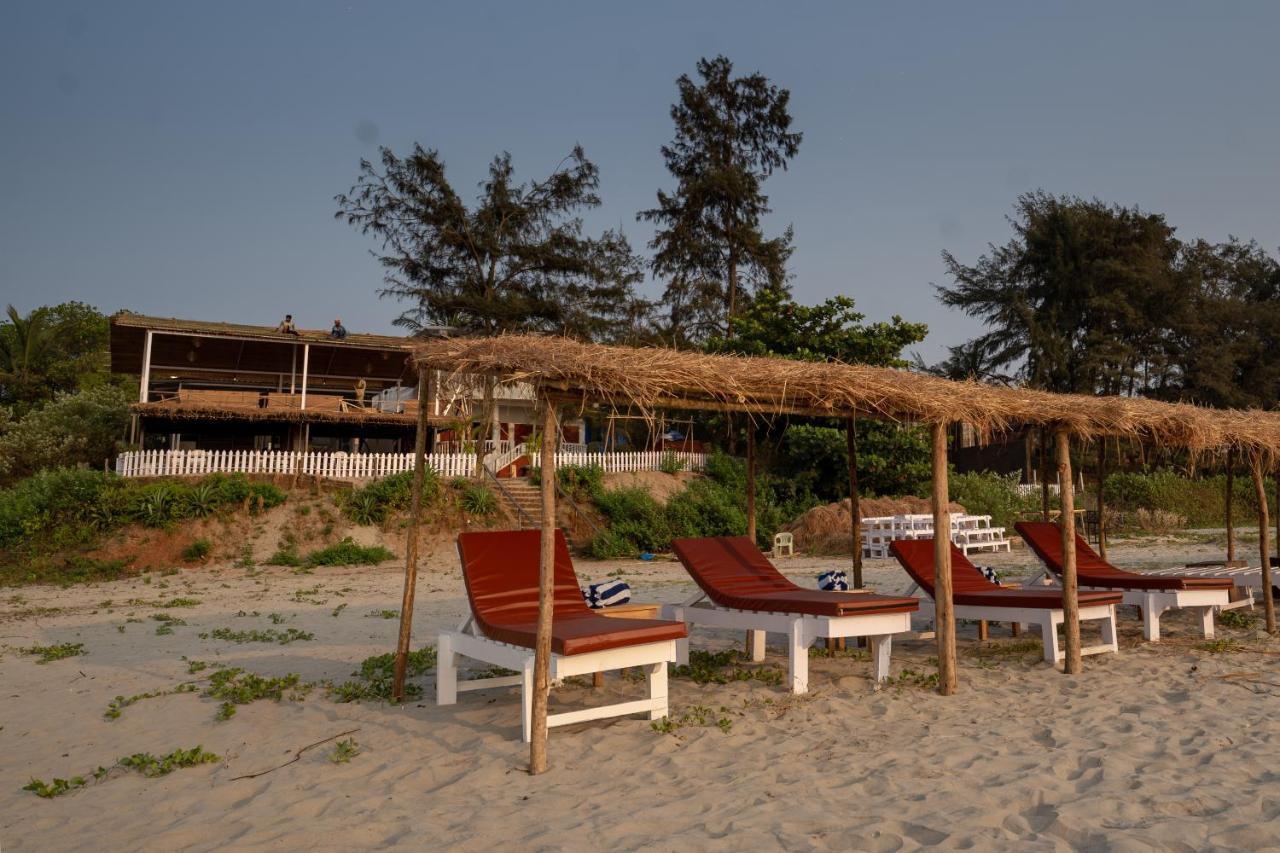 Woodpegger By The Beach, Мандрем Екстериор снимка